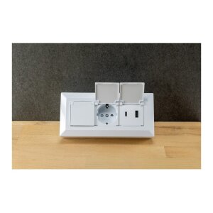 2-fach Steckdosenblock, USB-A+C, weiß 250V~/ 16A, USB 3,1A, PD, mit Klappen