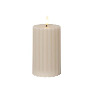 LED-Stumpenkerze Beige – 15 cm | Flamme Stripe mit...