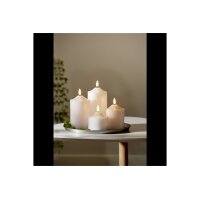 Wachskerze "Flamme" – Weiß, 12 cm mit LED-Flamme & Timer, 200h Laufzeit